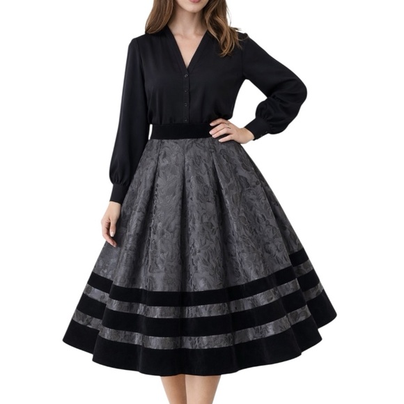 Badgley Mischka Dresses & Skirts - Badgley Mischka Black Cocktail Dress Skirt